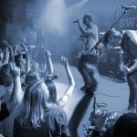 Musik-Kids perfekt gekleidet: Für Auftritt, Probe und Festival – Lagen-Look, Schutz und Sale-Tipps